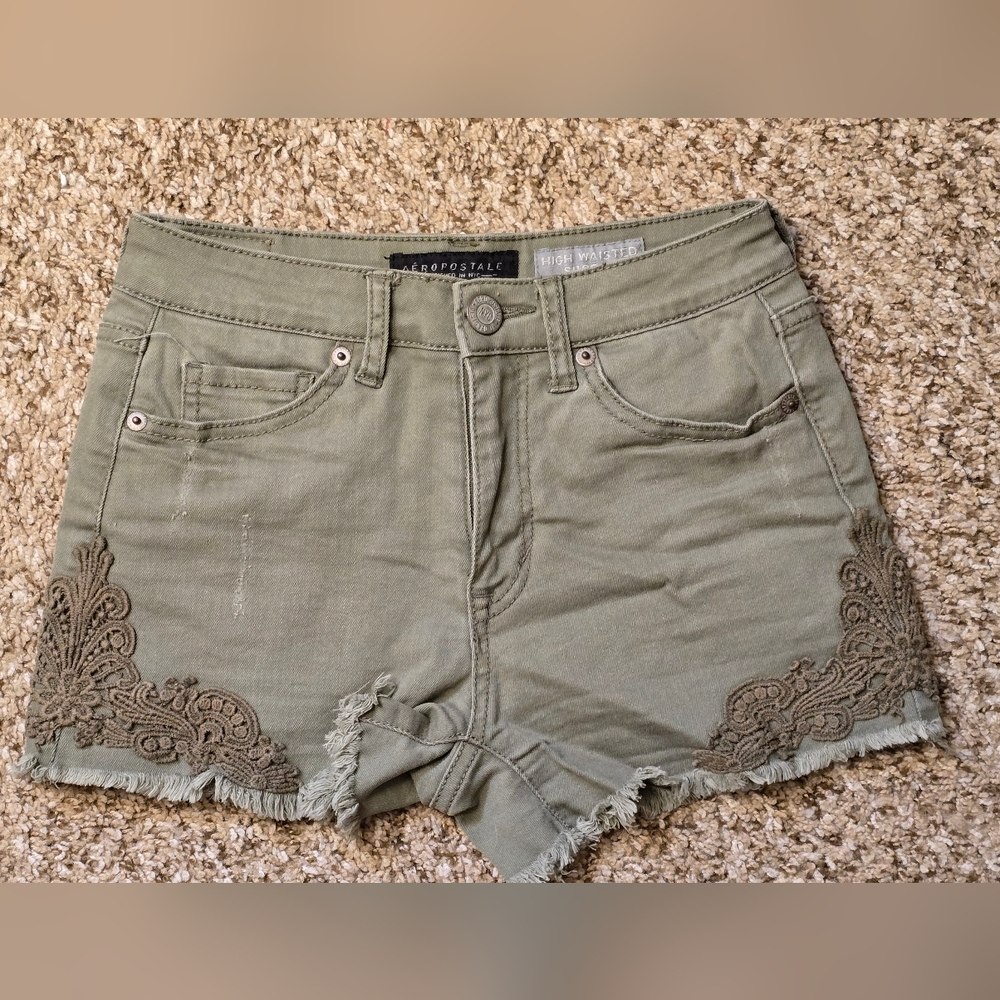 Aeropostale Women's Olive Green High-Waisted Shorts